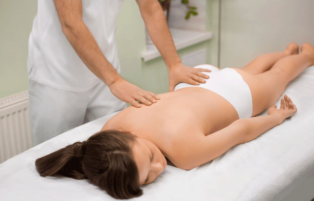 Massage treatment of thoracic osteochondrosis