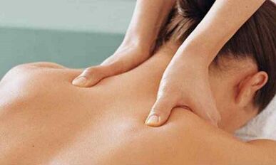 Massage the cervical spine with osteochondrosis